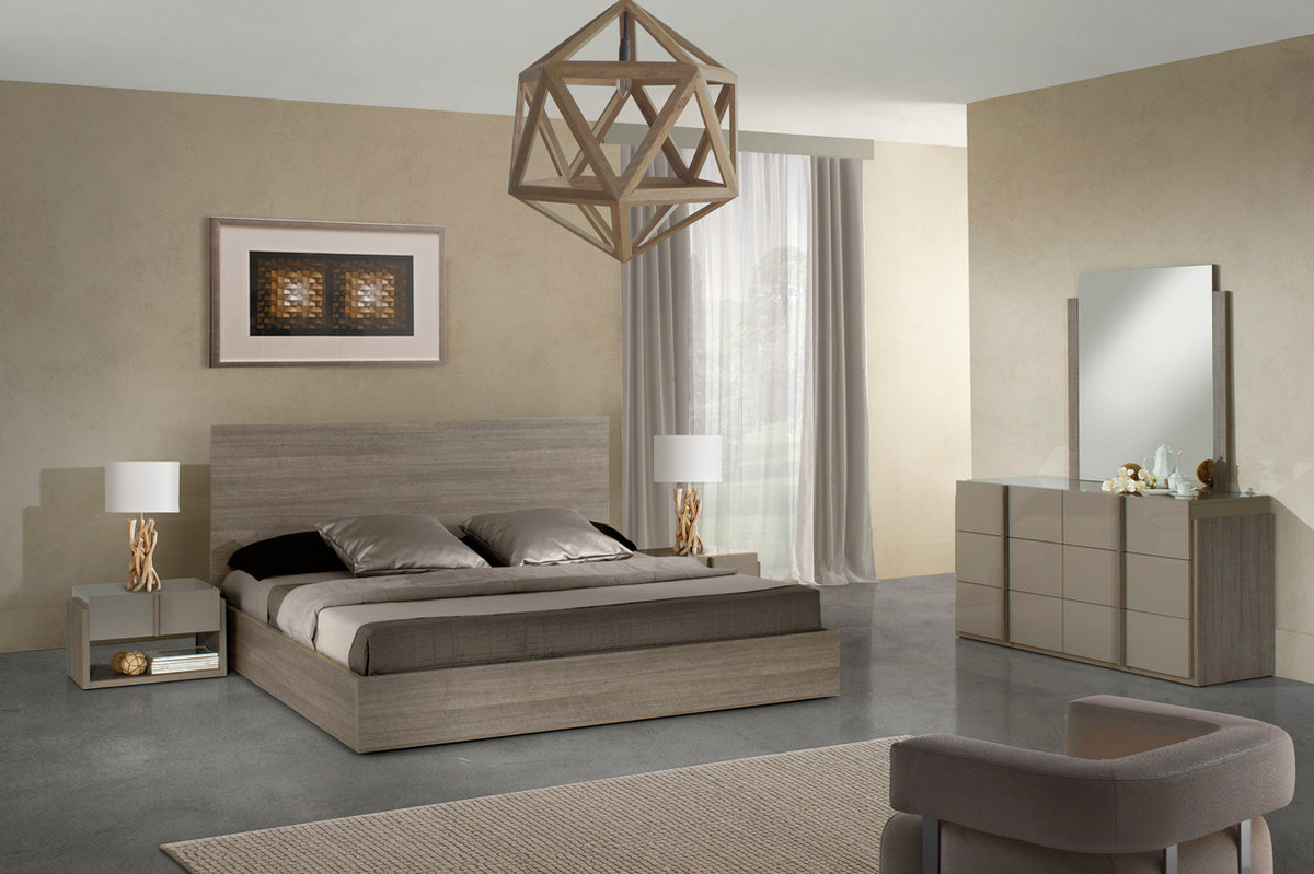 Queen Marcela Italian Modern Bedroom Set