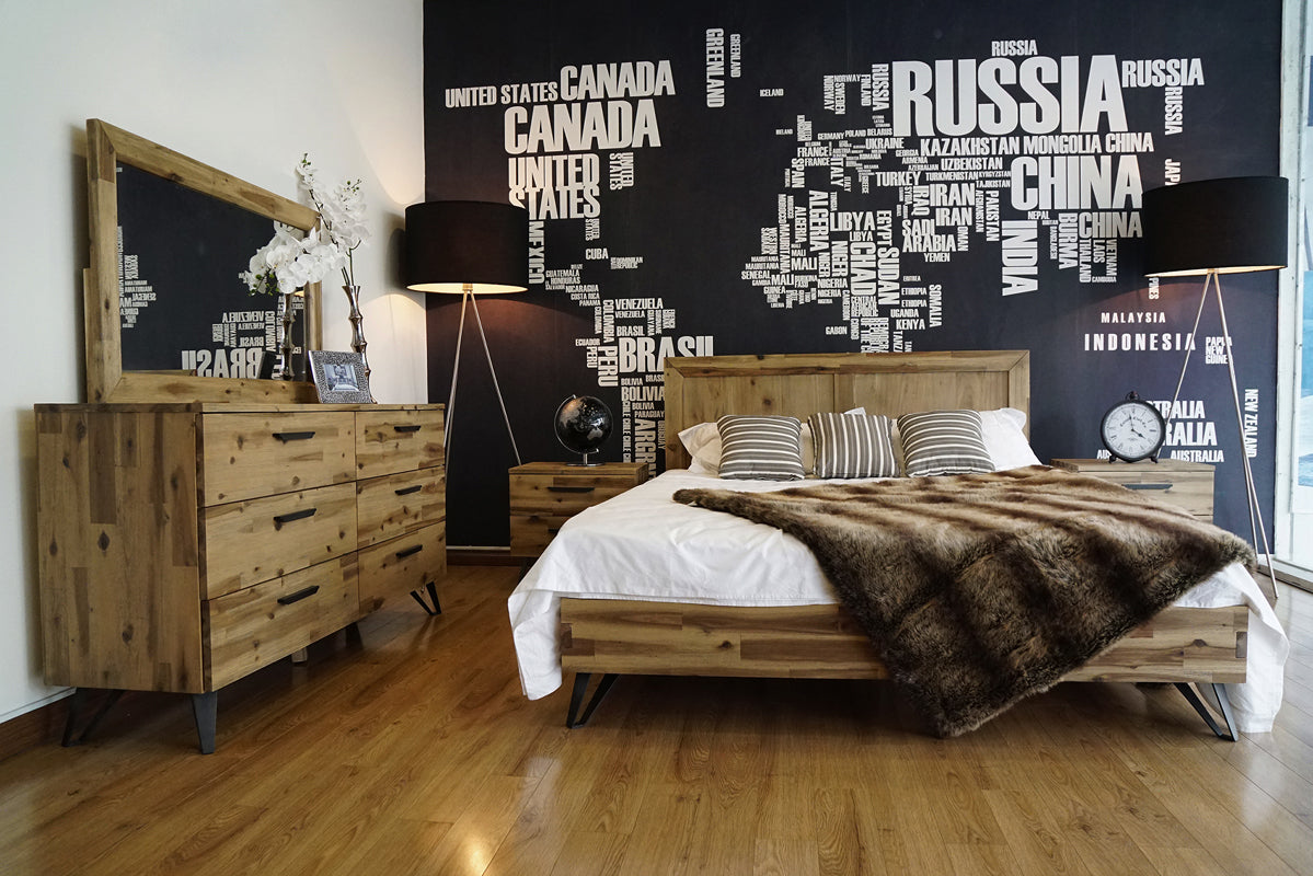 Queen Sala Modern Light Wood Bedroom Set