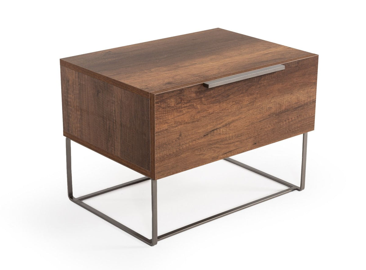 Lorenzo Italian Modern Light Oak 4-Piece Bedroom Set