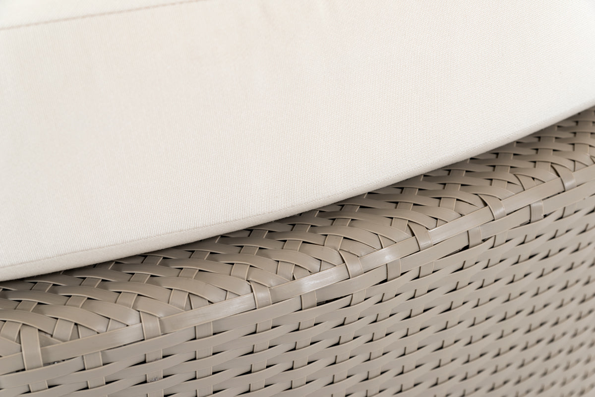 Alps Round Outdoor Patio Day Bed