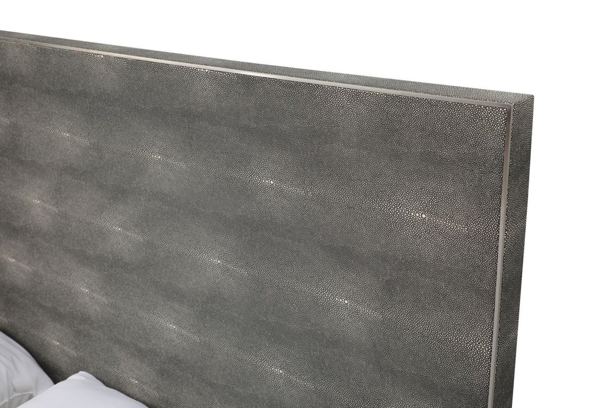 Dynasty Eastern King Modern Shagreen Bed