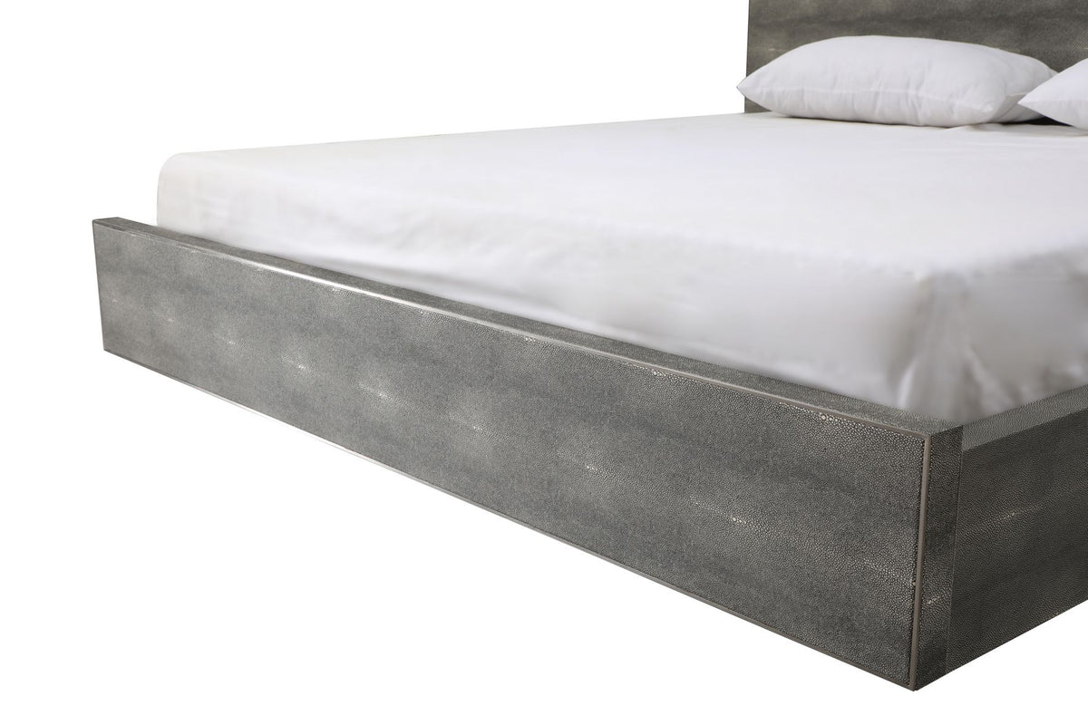 Dynasty Eastern King Modern Shagreen Bed