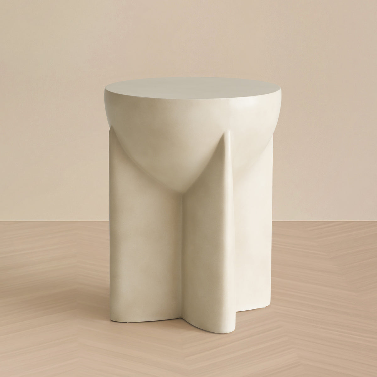Elsa Modern Oyster Concrete Round End Table