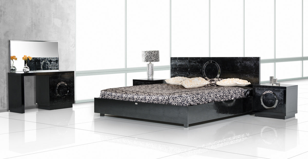Eastern King Ovidius Modern Black Crocodile Bed