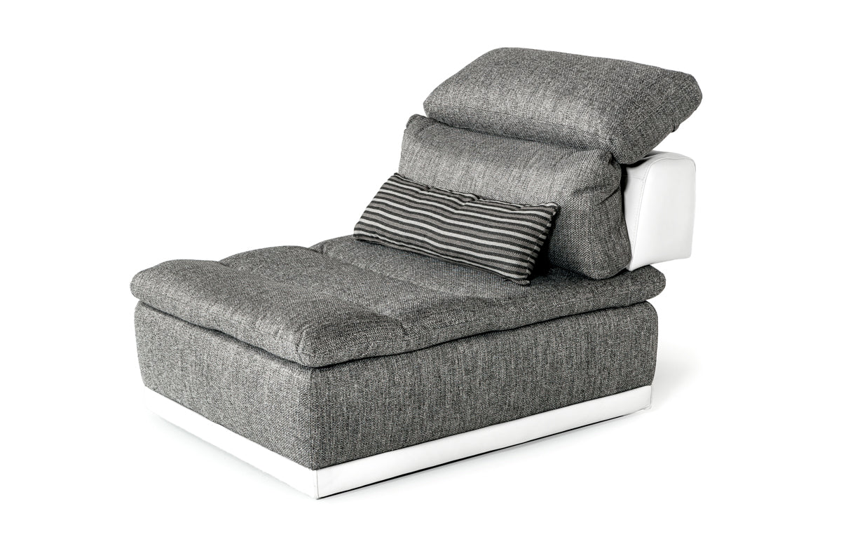 Armless Chair (D)