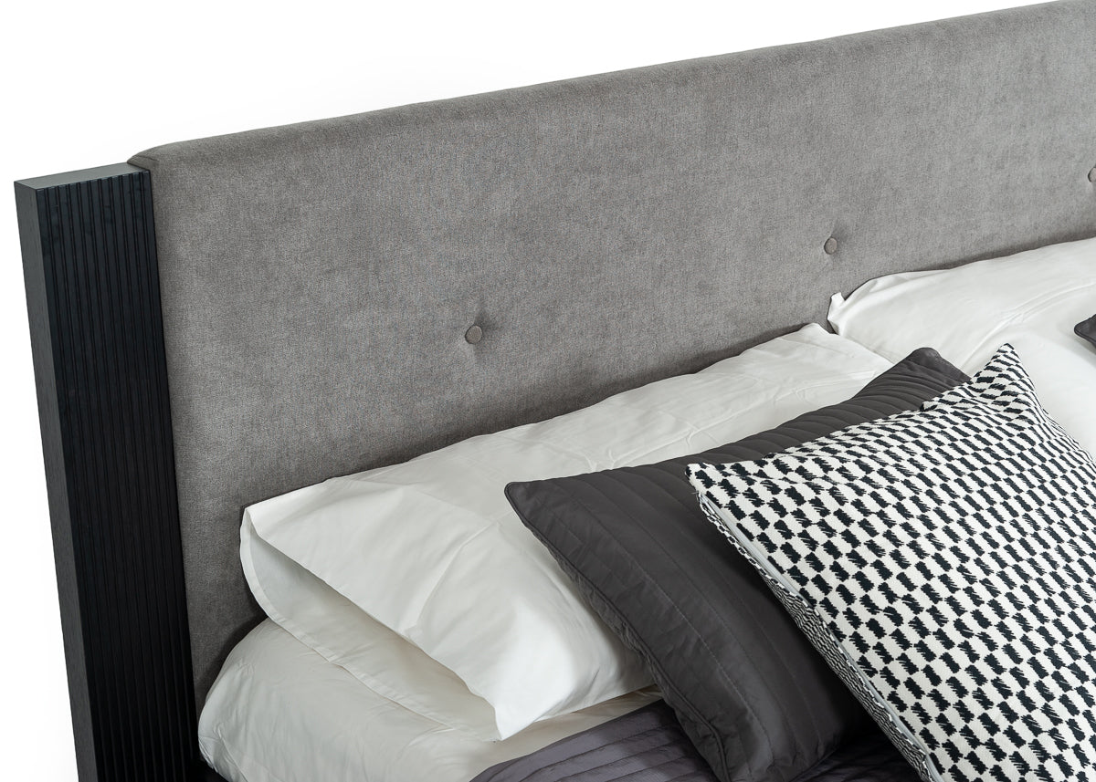 Panther Contemporary Grey & Black Bed